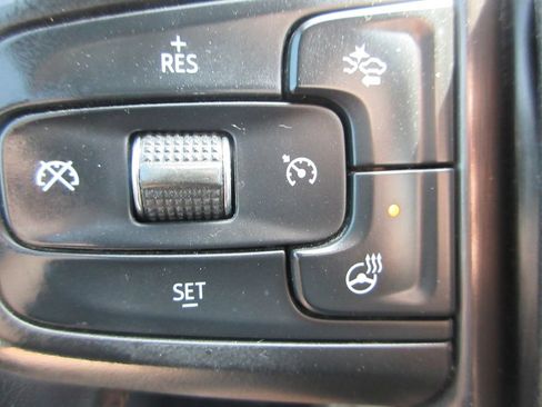 Used 2020 GMC Sierra 1500 AT4 w/ Off-Road Performance Package AWD/4WD image 37