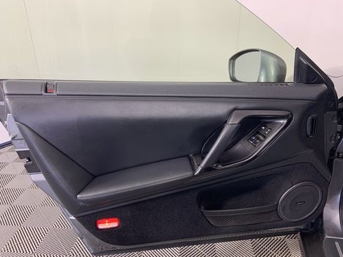 Used 2013 Nissan GT-R Premium image 12