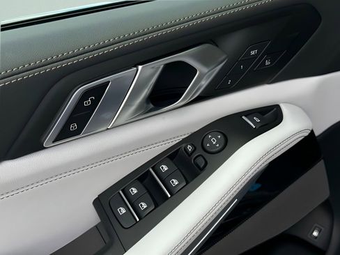 New 2026 BMW X5 M60i AWD/4WD image 12