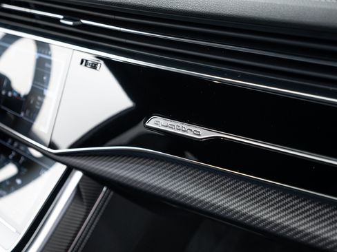 Used 2025 Audi SQ8 Premium Plus AWD/4WD image 12