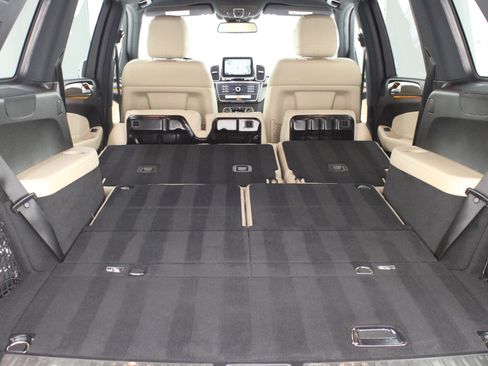 Used 2018 Mercedes-Benz GLS 450 4MATIC image 72