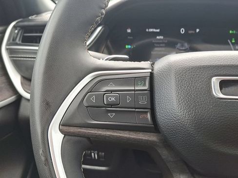 Used 2024 Jeep Grand Cherokee Limited 4xe AWD/4WD image 21