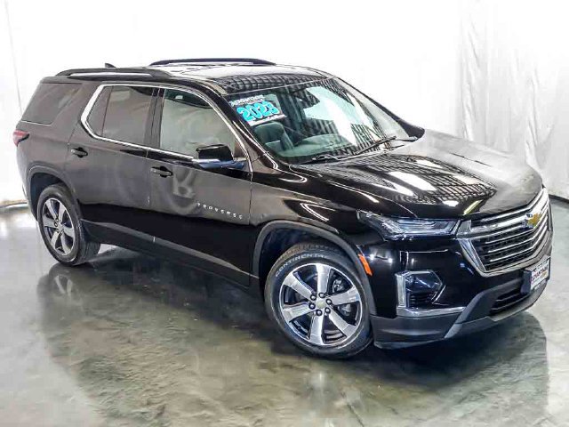 Certified 2023 Chevrolet Traverse LT w/ LT Premium Package AWD/4WD image 6