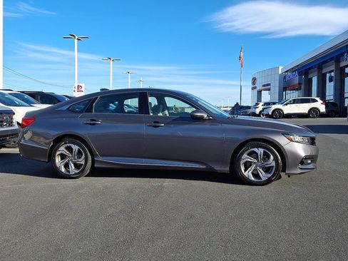 Certified 2020 Honda Accord EX image 7