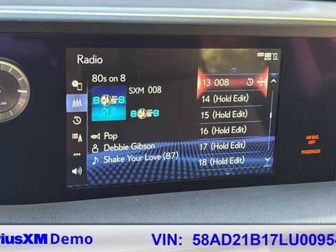 Used 2020 Lexus ES 300h w/ Premium Package FWD image 23