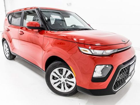 Used 2021 Kia Soul LX FWD image 10