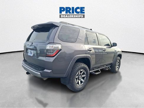 Used 2021 Toyota 4Runner TRD Off-Road Premium w/ Moonroof Package AWD/4WD image 6