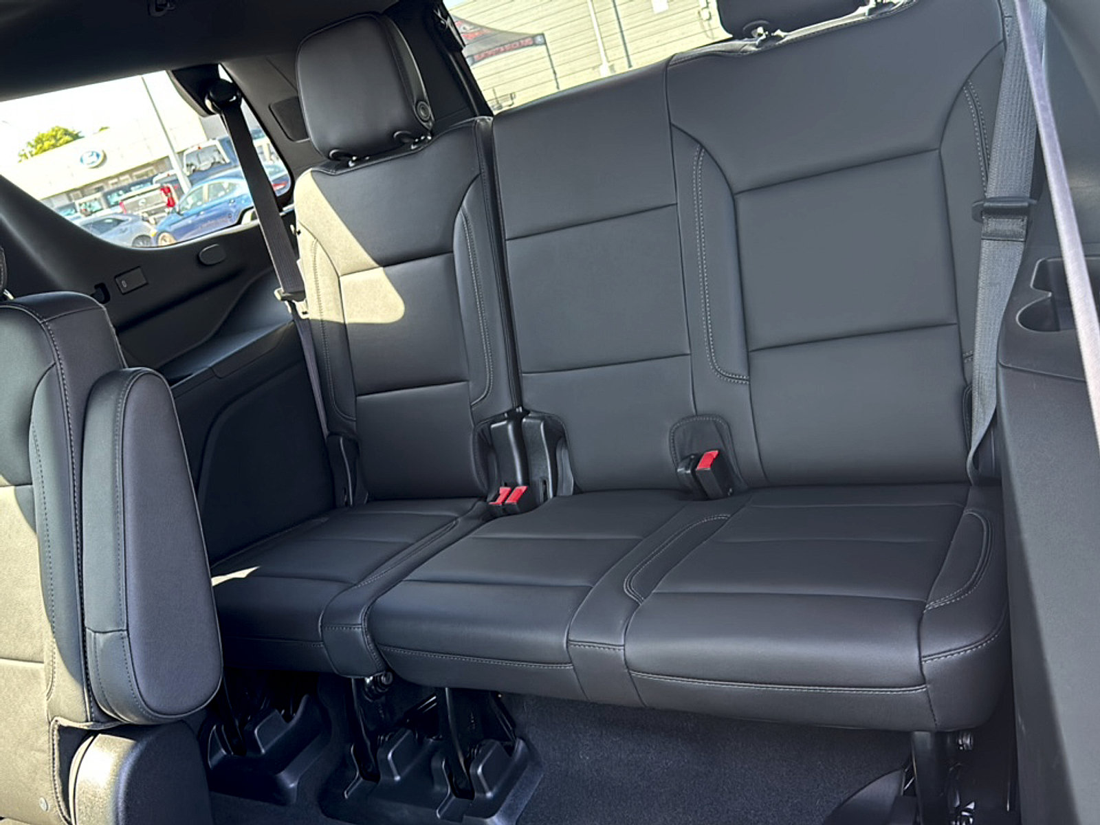 Used 2022 Chevrolet Tahoe Z71 AWD/4WD image 11