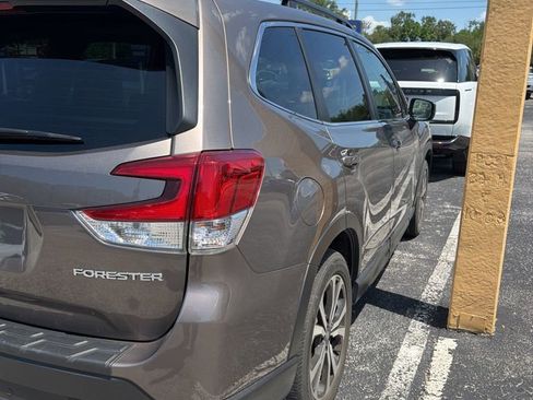 Used 2022 Subaru Forester Limited w/ Popular Package #3 AWD/4WD image 6