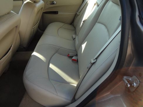 Used 2007 Buick LaCrosse CXL image 10