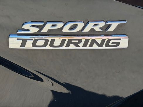 Used 2024 Honda Civic Sport Touring image 32