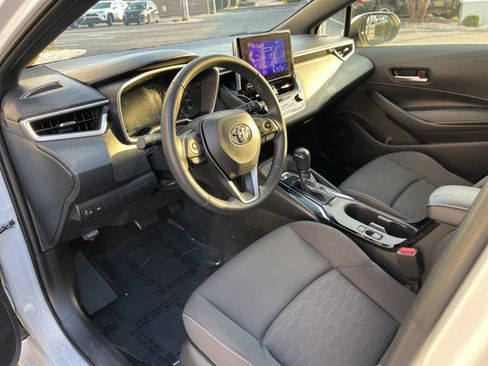 Used 2024 Toyota Corolla SE image 6