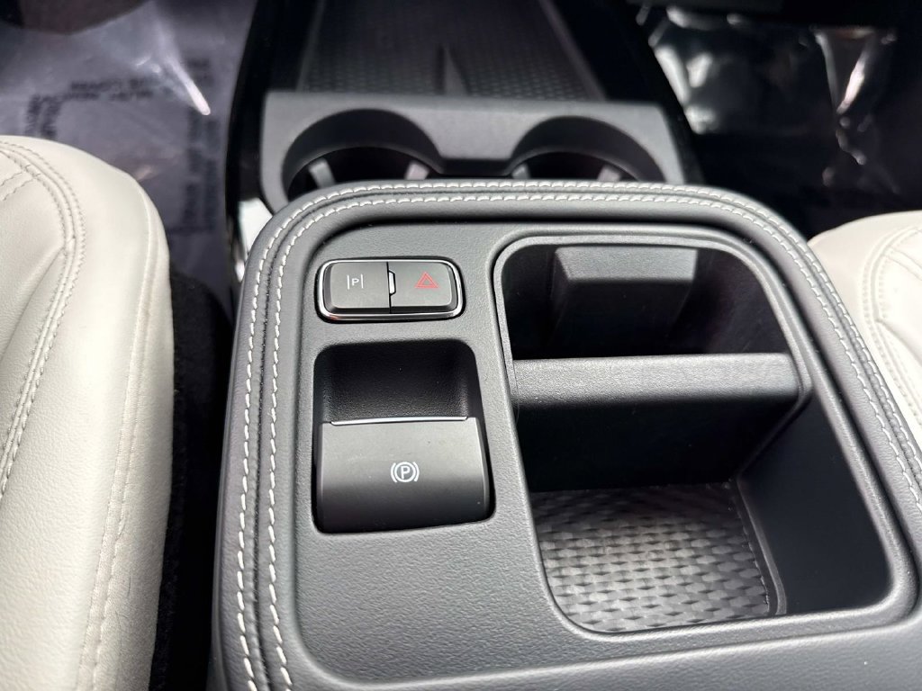 Used 2025 Ford Mustang Mach-E Premium RWD image 34