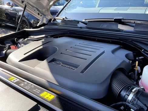 New 2026 Land Rover Range Rover Sport Dynamic SE image 32