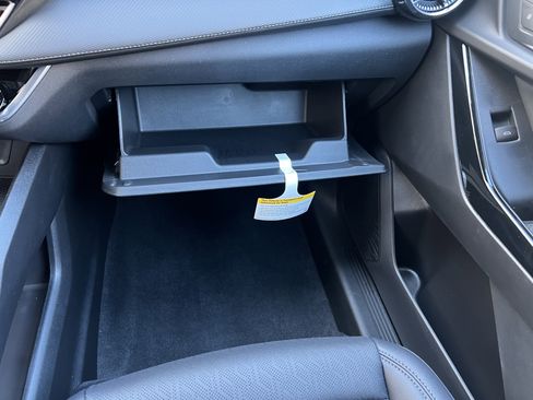 New 2026 Chevrolet Equinox LT w/ Convenience Package II image 35