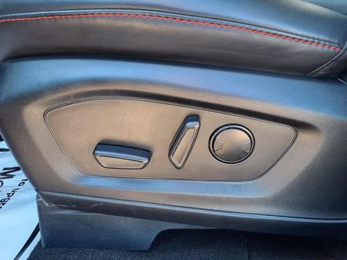 Used 2025 Ford Explorer ST-Line w/ ST-Line Street Pack AWD/4WD image 55