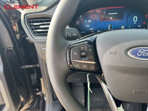 New 2024 Ford Escape SE w/ PHEV Premium Package image 6