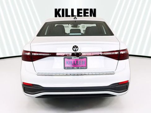 New 2026 Volkswagen Jetta Sport FWD image 6
