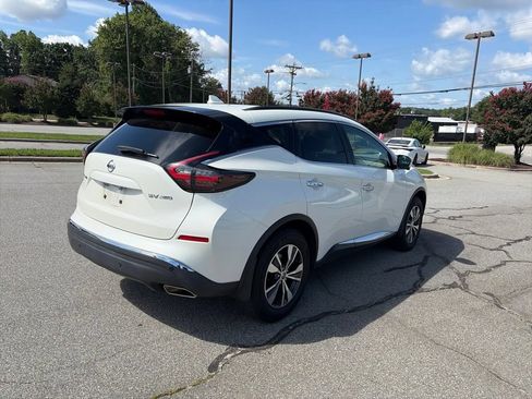 Used 2020 Nissan Murano SV w/ Premium Package AWD/4WD image 4