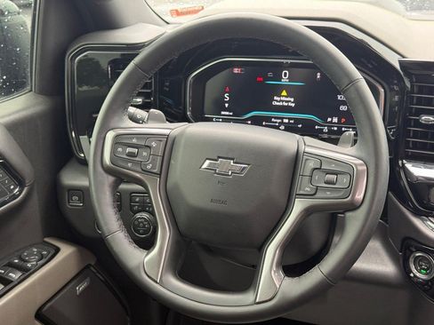 Certified 2024 Chevrolet Silverado 1500 ZR2 w/ Technology Package AWD/4WD image 15