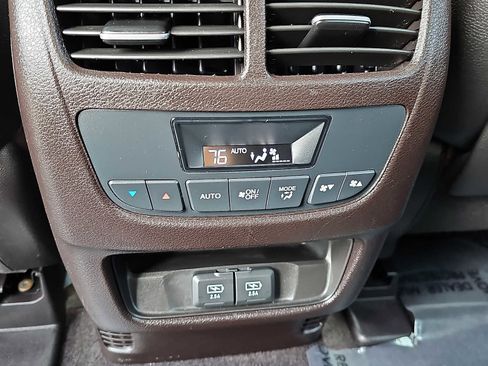 Used 2019 Acura MDX SH-AWD w/ Technology Package image 12