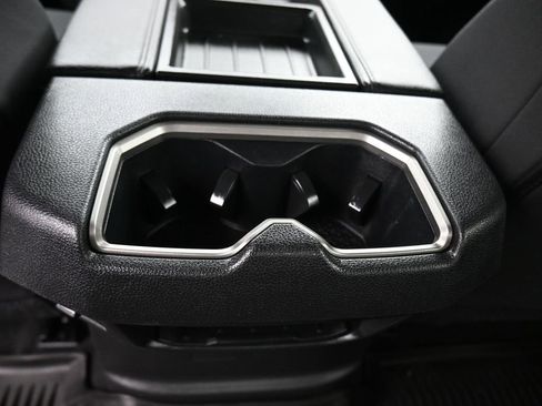 Used 2022 Toyota Tundra SR5 w/ SR5 Convenience Package image 43