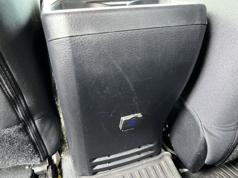 Used 2023 Toyota Tacoma TRD Off-Road w/ Technology Package image 38