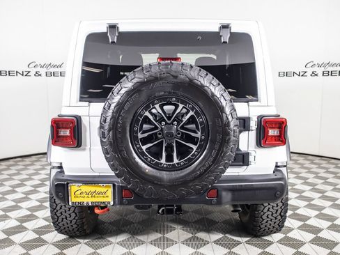 Used 2026 Jeep Wrangler Rubicon AWD/4WD image 7