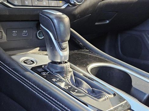 Used 2023 Nissan Altima 2.5 SL FWD image 10
