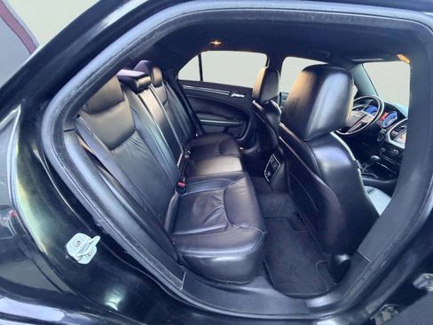 Used 2011 Chrysler 300 Limited RWD image 20