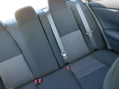 Used 2023 Nissan Sentra SV FWD image 14