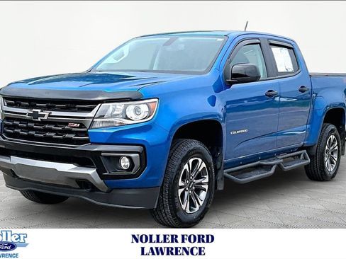 Used 2022 Chevrolet Colorado Z71 AWD/4WD image 1