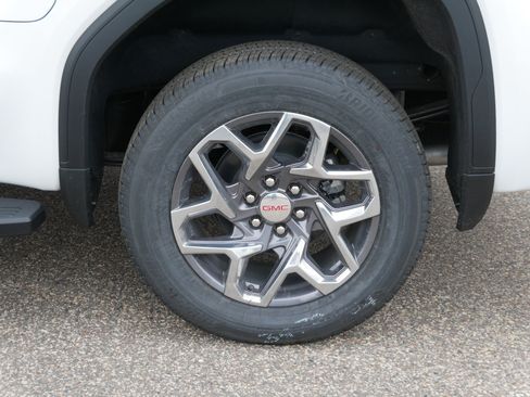 New 2026 GMC Sierra 1500 SLT w/ SLT Premium Plus Package AWD/4WD image 3
