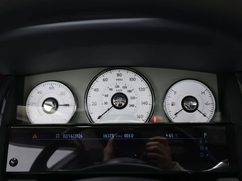 Used 2015 Rolls-Royce Ghost image 30