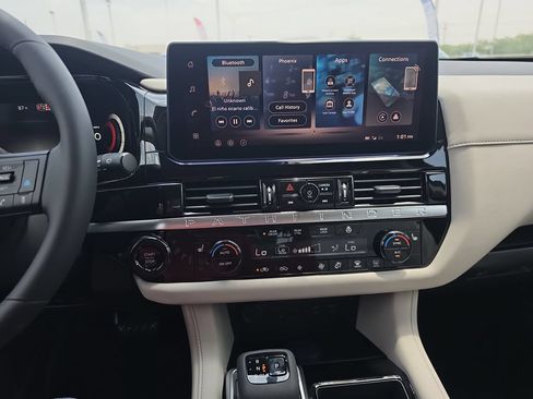 New 2026 Nissan Pathfinder SL FWD image 15