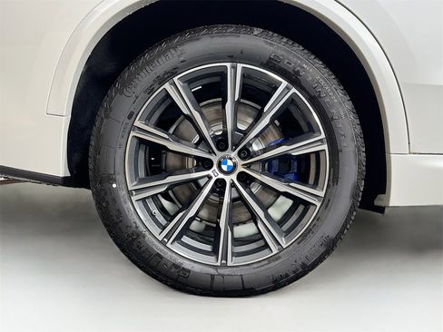 New 2026 BMW X5 M60i w/ Executive Package image 36