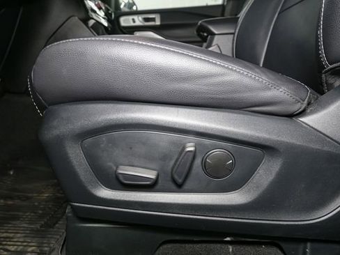 Used 2023 Ford Explorer ST w/ Equipment Group 401A AWD/4WD image 40