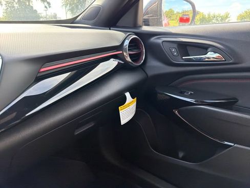 New 2026 Chevrolet Trax RS FWD image 28