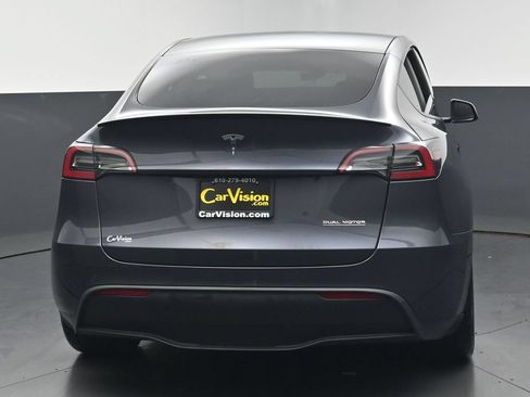 Used 2022 Tesla Model Y Performance AWD/4WD image 3