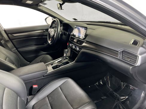 Used 2022 Honda Accord Sport image 26