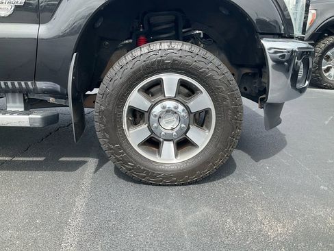 Used 2014 Ford F250 Lariat AWD/4WD image 10
