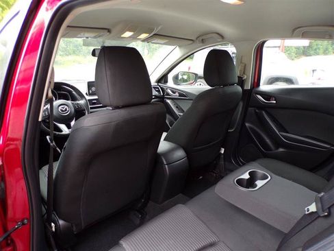 Used 2014 MAZDA MAZDA3 i Touring w/ Technology Package FWD image 27