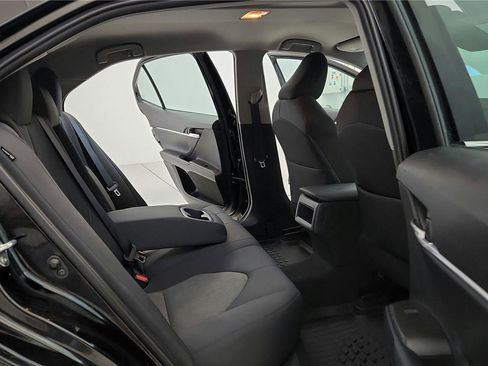 Certified 2022 Toyota Camry LE image 18