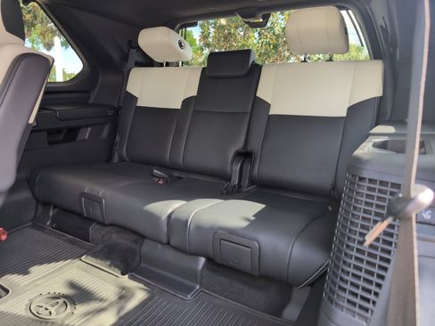 Certified 2025 Toyota Sequoia Capstone AWD/4WD image 32