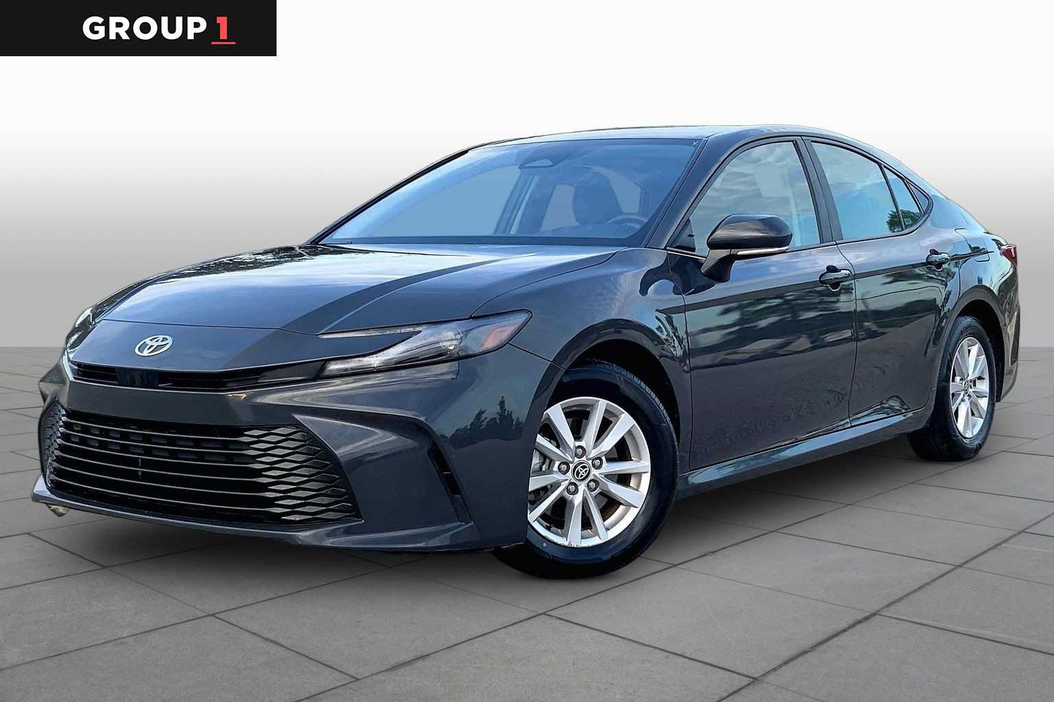 Used 2025 Toyota Camry LE FWD image 1