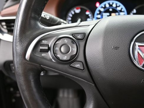 Used 2021 Buick Enclave Avenir w/ Avenir Technology Package image 29