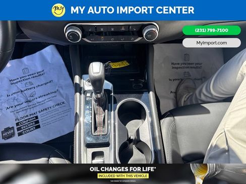 Used 2024 Nissan Altima 2.5 SR w/ SR Premium Package AWD/4WD image 22