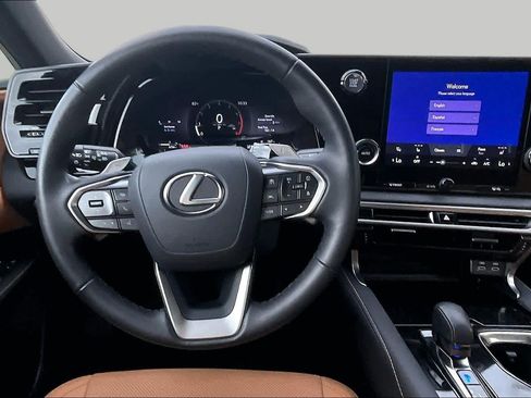 Used 2025 Lexus RX 350 FWD image 6
