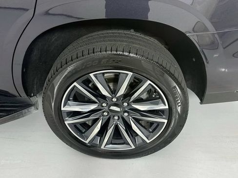 Used 2022 Cadillac Escalade Sport w/ Touring Package RWD image 31