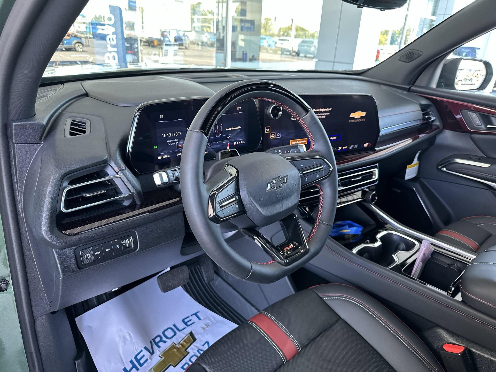 New 2027 Chevrolet Traverse RS w/ LPO, Floor Liner Package AWD/4WD image 10